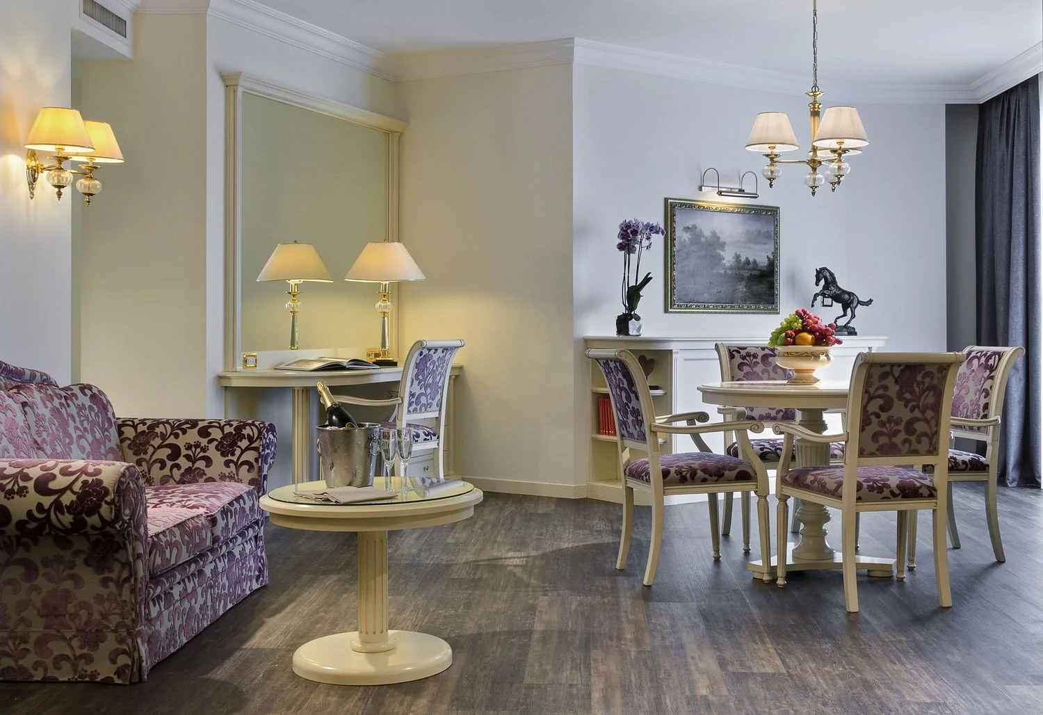 Salottino camera da letto